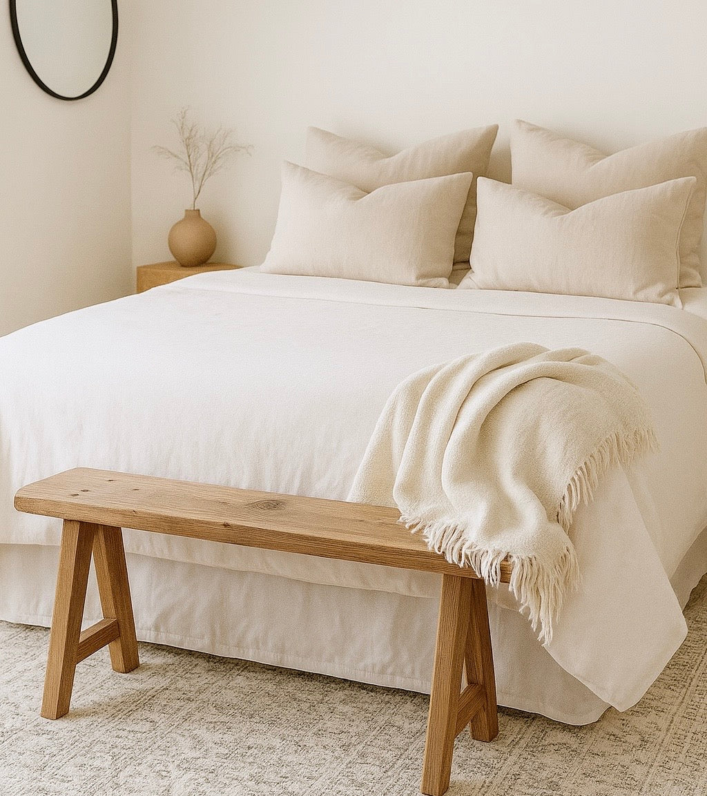 The Hearthwood Oak Bench