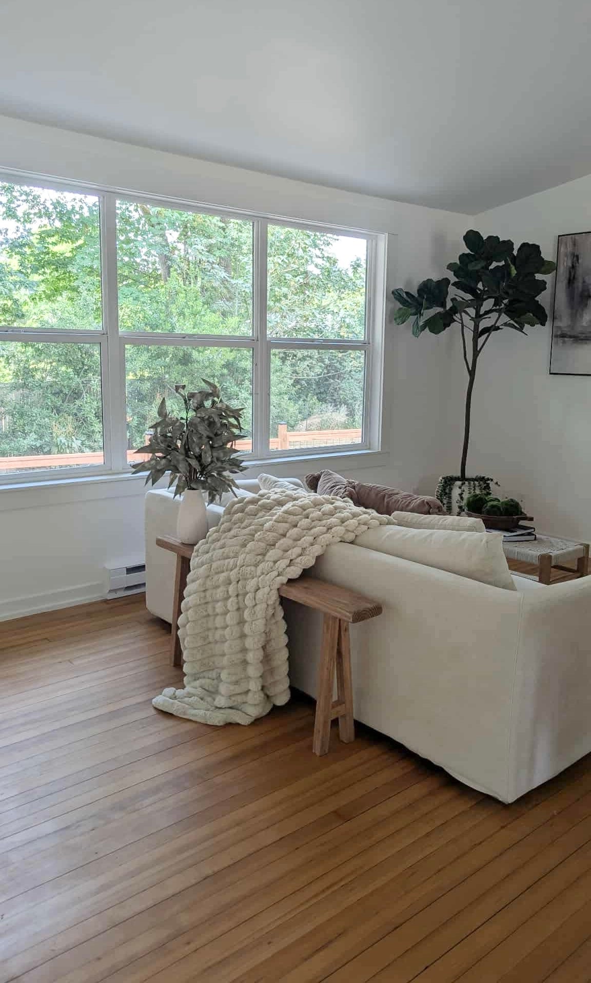 The Hearthwood Bench