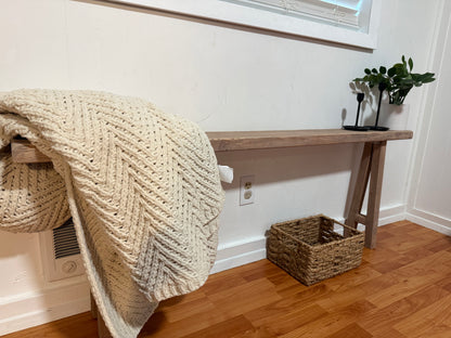 The Minimalist Farmhouse Bench