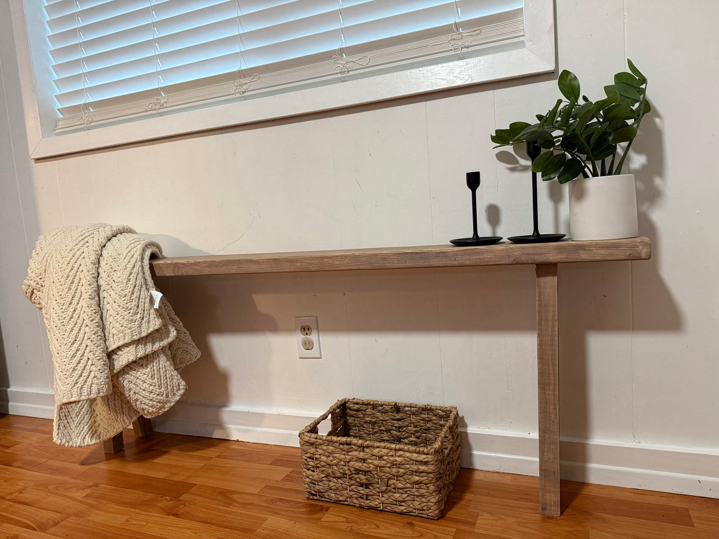 The Minimalist Farmhouse Bench